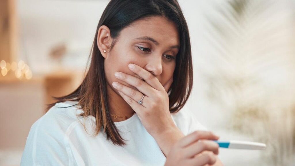 Perempuan Perimenopause Masih Bisa Hamil, Ketahui Risiko dan Pola Ovulasinya