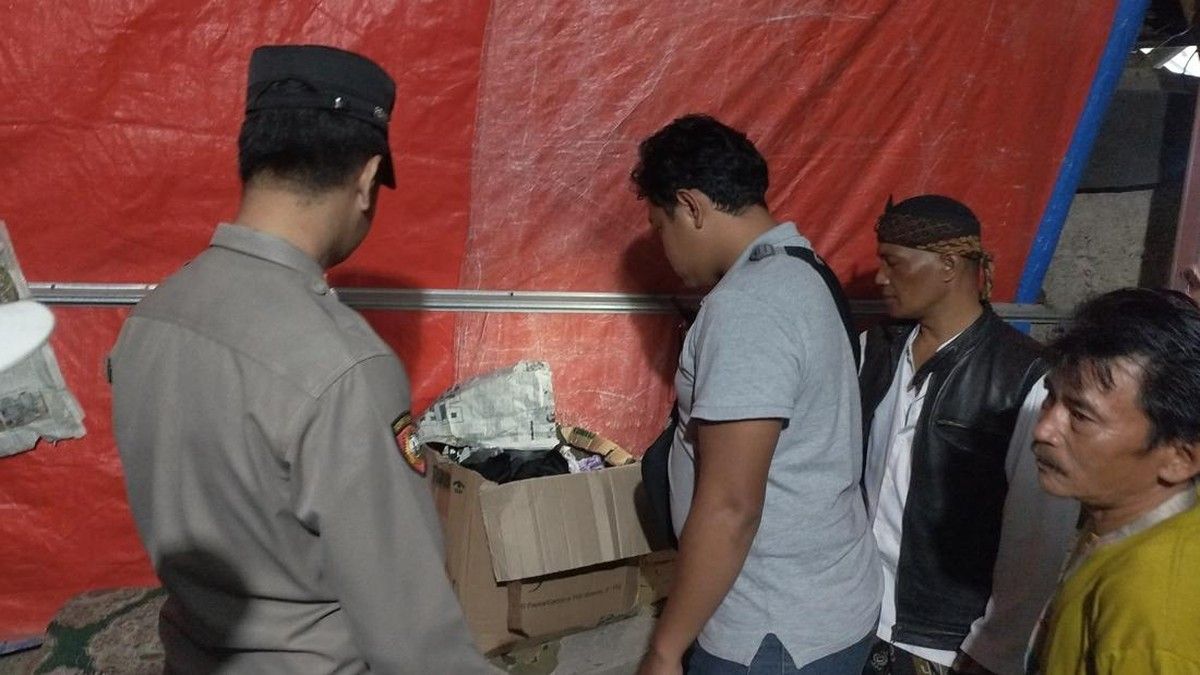 Warga Ciparigi Bogor Temukan Mayat Bayi Perempuan dalam Kardus