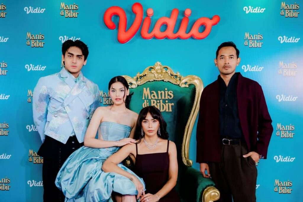 Vidio Luncurkan Serial Manis di Bibir Garapan John De Rantau