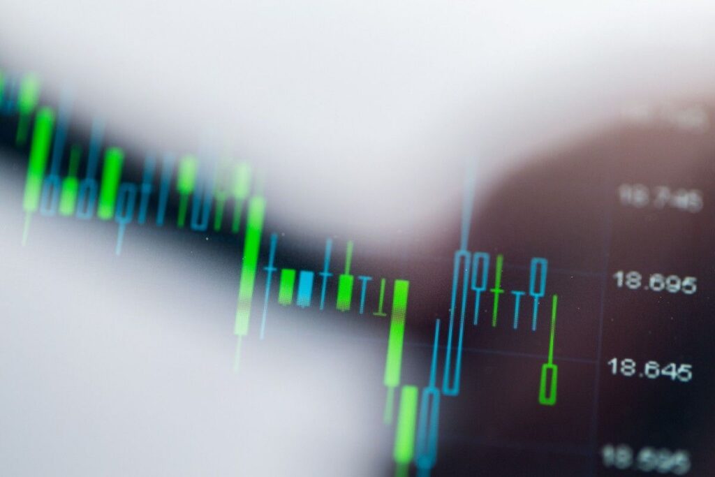 Mega Capital Sekuritas Rilis Kinerja Emiten dan Review IHSG