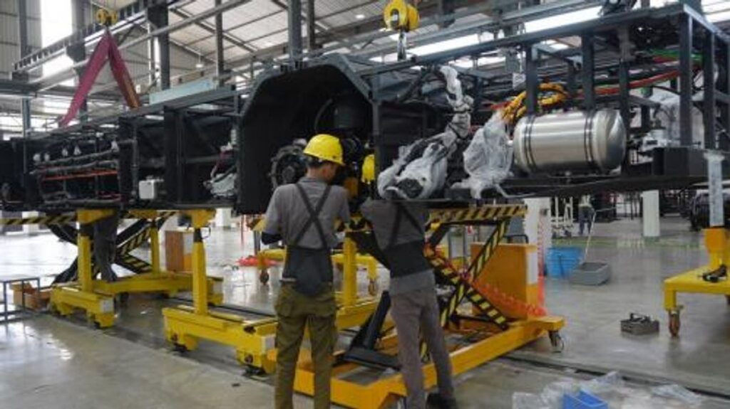 Saham VKTR dan PRDL Tembus Batas ARA di Bursa Efek Indonesia