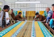 LPDB Koperasi Dorong Lurik Prasojo Klaten Tembus Pasar Global