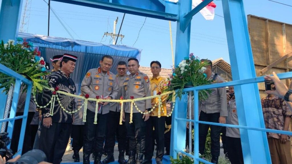 Presiden Prabowo Subianto Resmikan 5 Jembatan Merah Putih Presisi