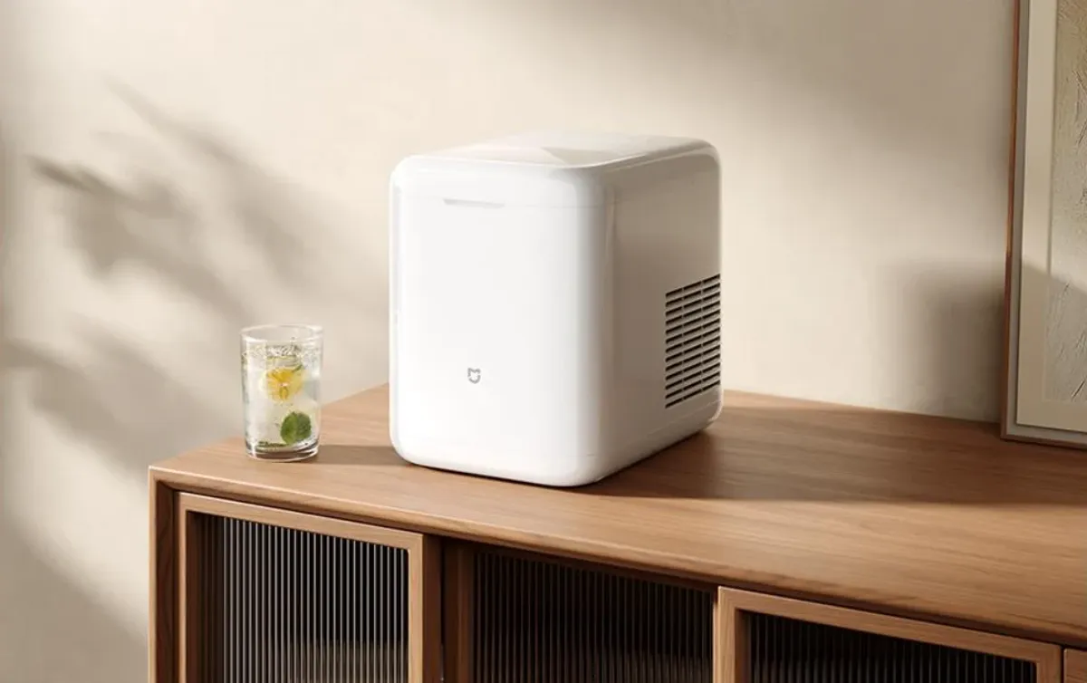 Xiaomi Rilis Mesin Pembuat Es Mijia Berlampu UV