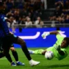 Kenaikan Komisi Agen Batalkan Kepindahan Zion Suzuki ke PSG