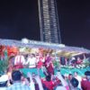 Pejabat dan Kementan Bagikan Souvenir dalam Karnaval Monas