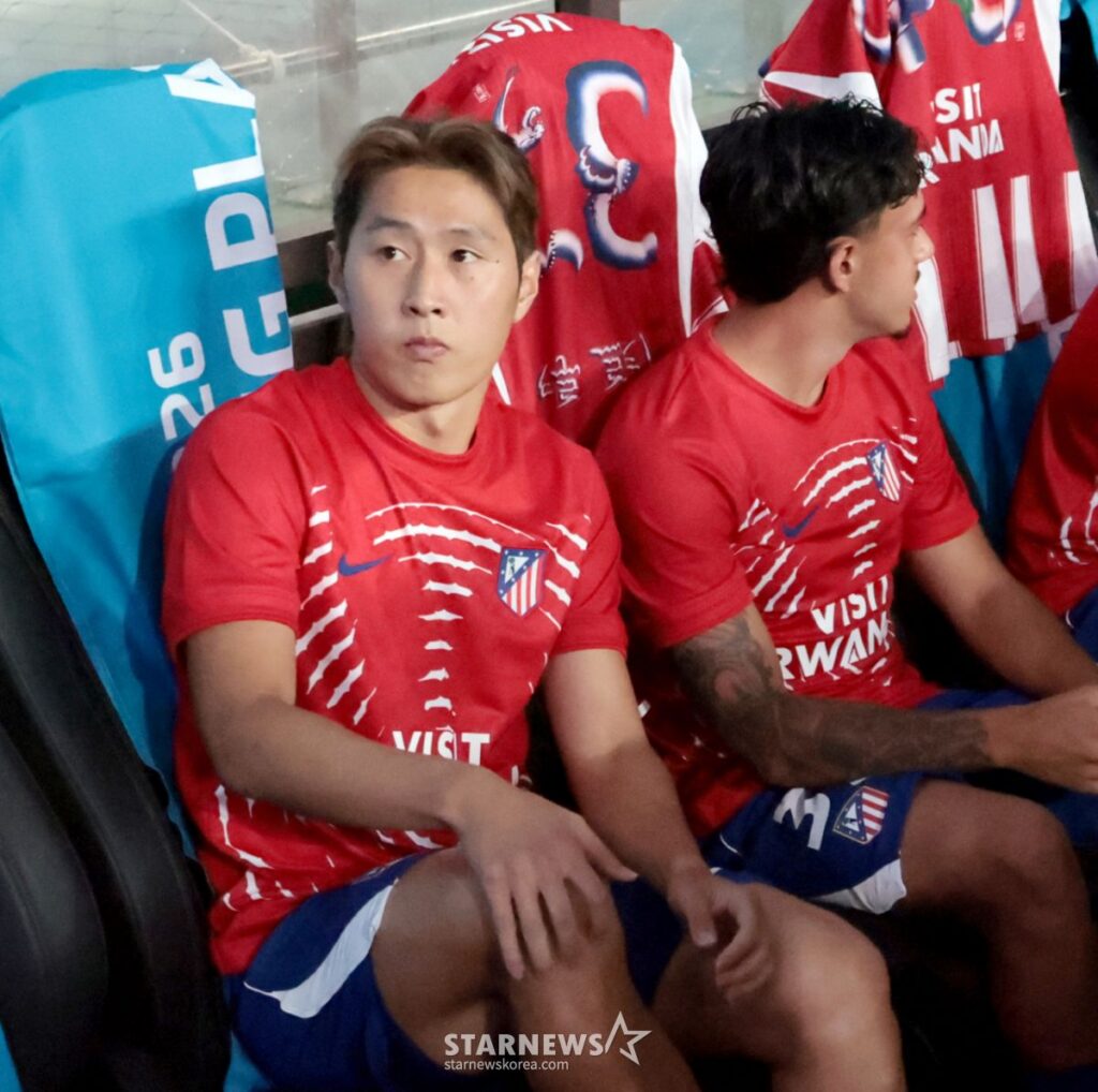 Gol Lee Kang in Bawa Atletico Madrid Tekuk Malaga 1 0