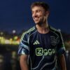Pelatih Míchel Sánchez Kritik Mentalitas Ajax Usai Kalahkan Shelbourne