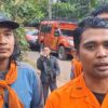 Tim SAR Evakuasi Dua Jenazah Pendaki Gunung Piramid