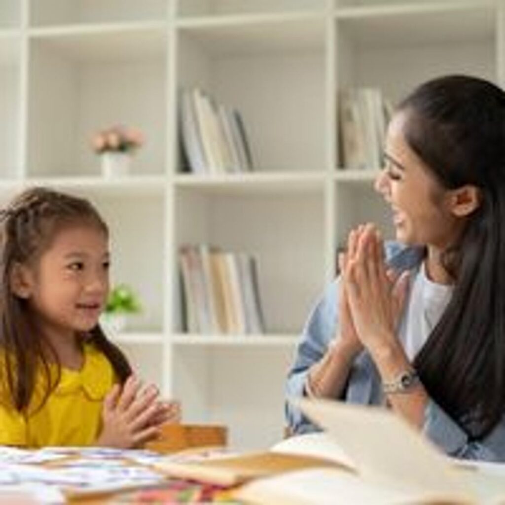 Seni Memuji Anak Tanpa Kata Good Job agar Lebih Percaya Diri