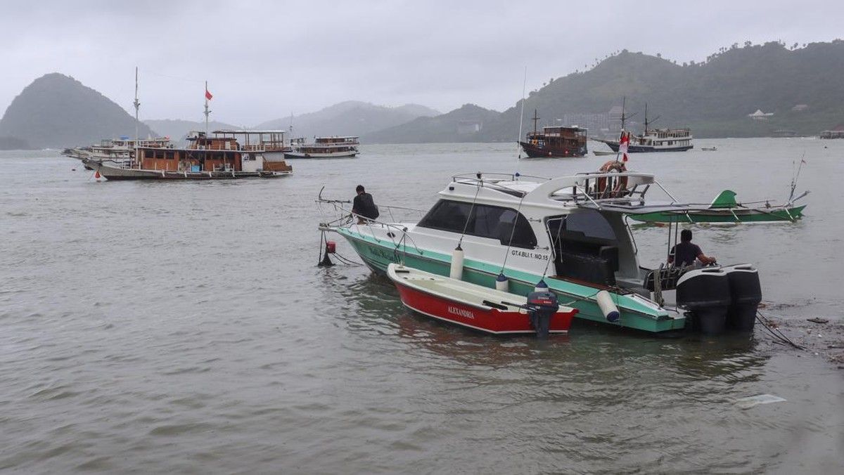 Pelayaran Pelabuhan Labuan Bajo Dibuka Kembali Pasca Gempa M 6,2