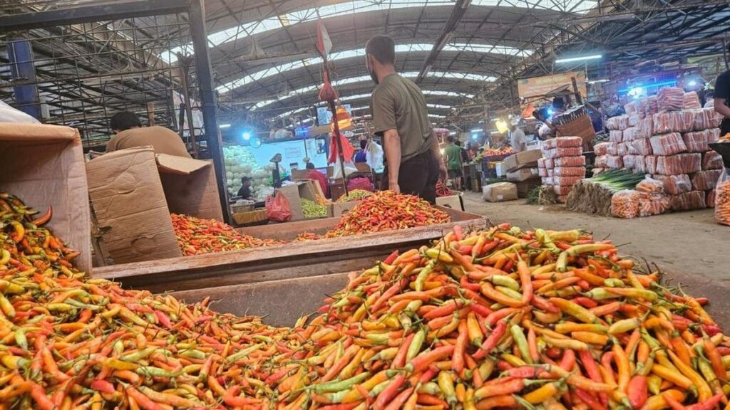 Harga Pangan 9 Agustus 2026 Cabai Merah Melonjak Rp 59.650 Per Kg