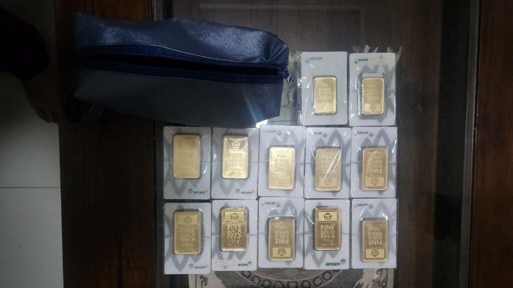 KPK Sita 1,3 Kg Logam Mulia dari Rumah Pemeriksa Pajak di Malang