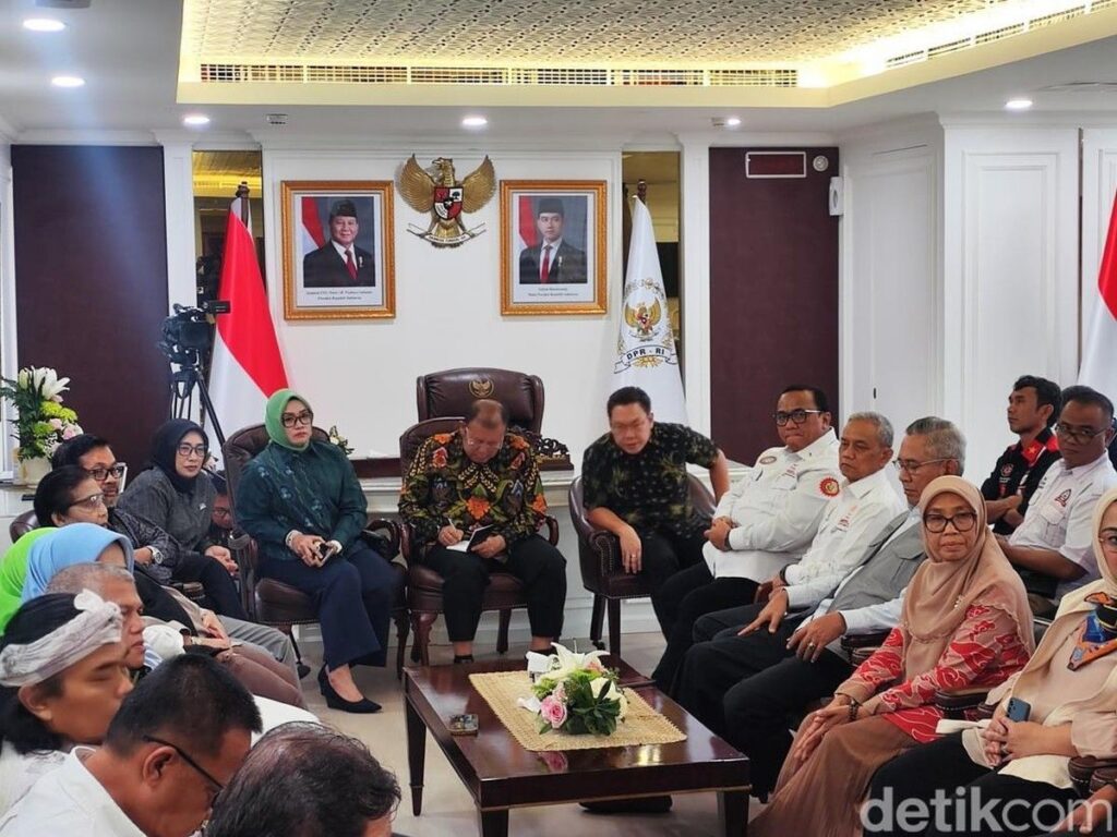 DPR Terima Masukan 18 Serikat Buruh Terkait RUU Ketenagakerjaan