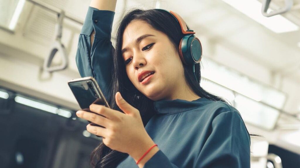 Manfaatkan Waktu Commuting dengan Aktivitas Ringan yang Menguntungkan