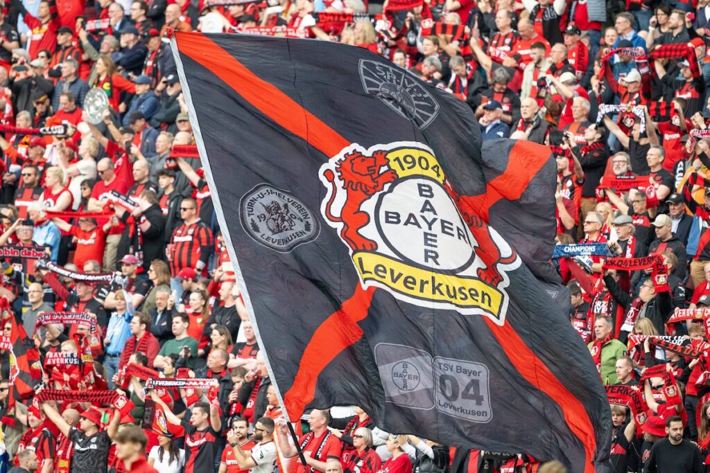 Bayer Leverkusen Tumbang 1 2 dari Nottingham Forest