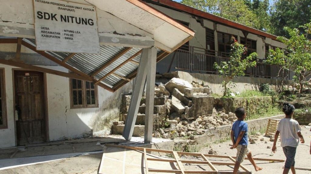 Kemenhub Siapkan Jalur Laut dan Udara untuk Bantuan Gempa NTT