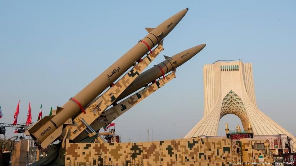 Iran dan Oman Sepakati Rute Pelayaran Selat Hormuz