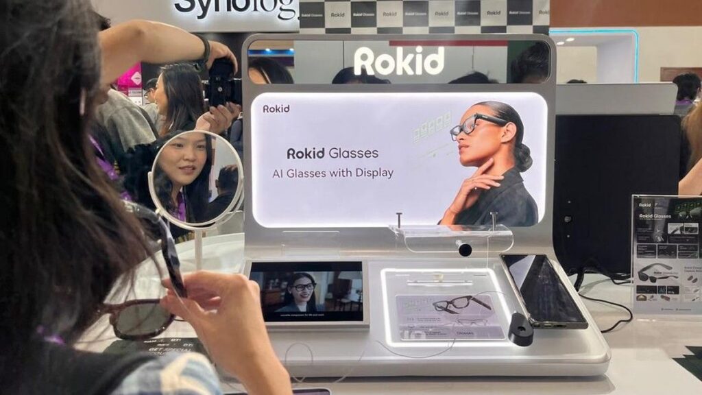 PT Denka Pratama Pamerkan Kacamata Pintar Rokid AI di Jakarta