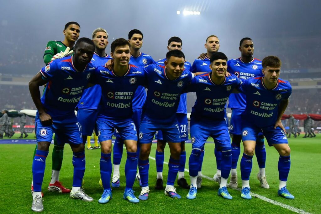 Atlante Kalahkan Cruz Azul 3-2 di Stadion Azteca