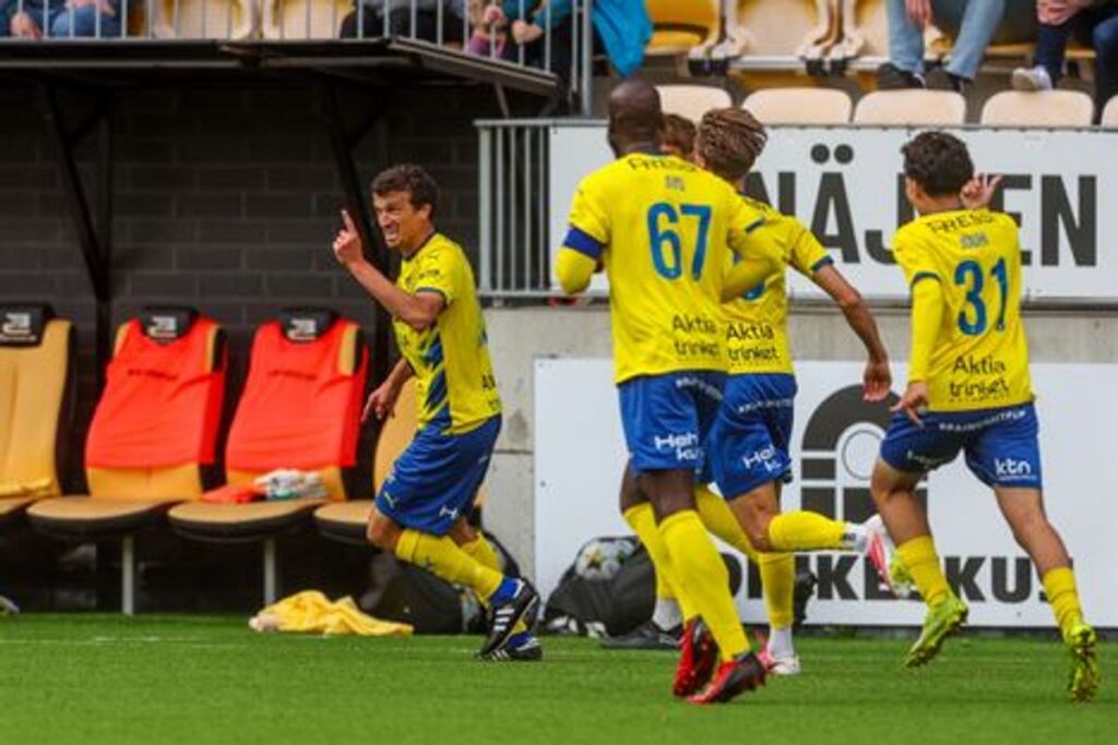 Roman Eremenko Cetak Gol Spektakuler, Gnistan Seri 2-2 Lawan SJK