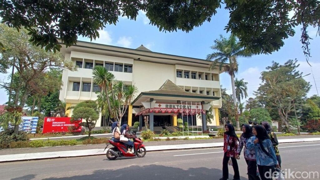 KPK Segel Ruang Rektor dan Wakil Rektor Unsoed Usai OTT
