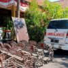 Polisi Tangkap Pencuri Kursi Taman Pemkot Surabaya Beraksi Pakai Ambulans
