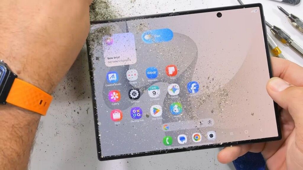 Samsung Galaxy Z Fold8 Lolos Uji Ketahanan JerryRigEverything