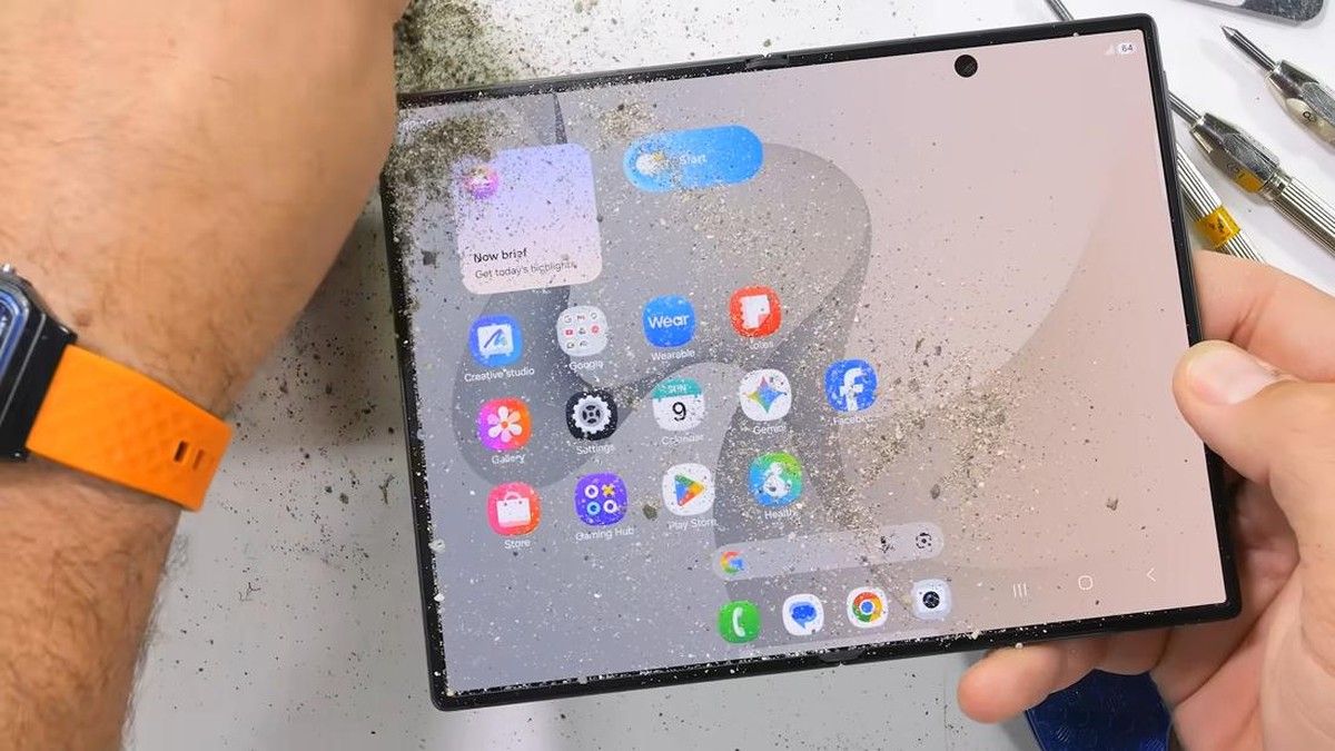 Samsung Galaxy Z Fold8 Lolos Uji Ketahanan JerryRigEverything