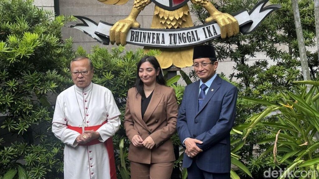Menteri Jerman Puji Toleransi Agama di Masjid Istiqlal Jakarta