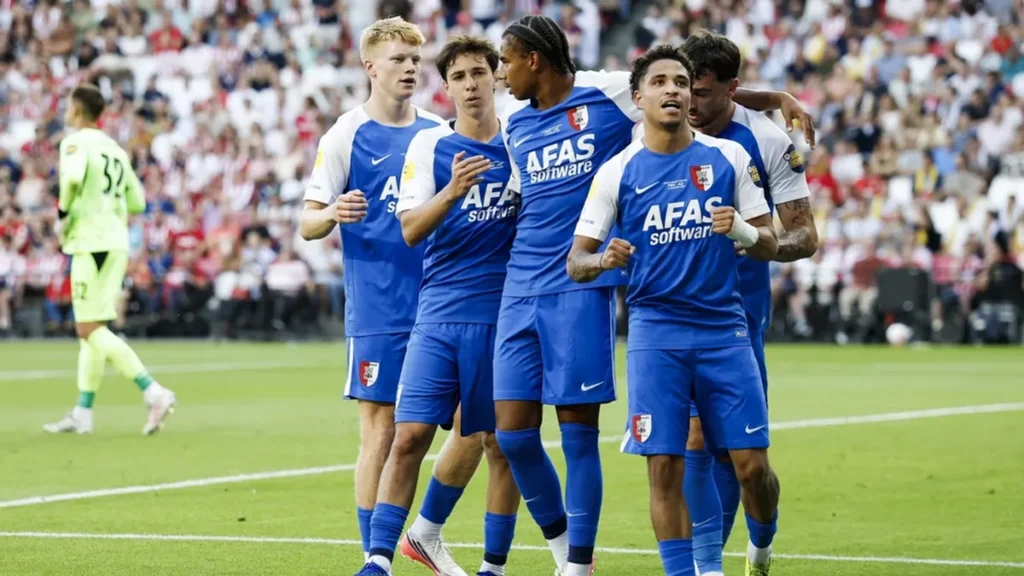 AZ Alkmaar Bantai PSV Eindhoven Empat Gol Tanpa Balas
