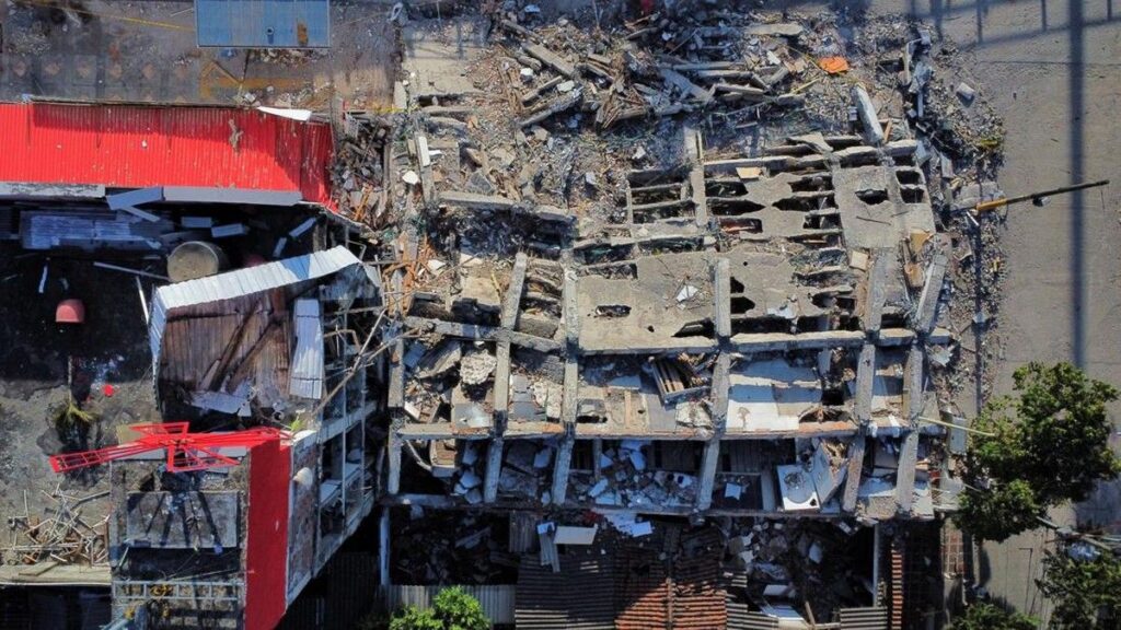 Menteri Perumahan Kolombia Didesak Mundur Usai Liburan Saat Gempa
