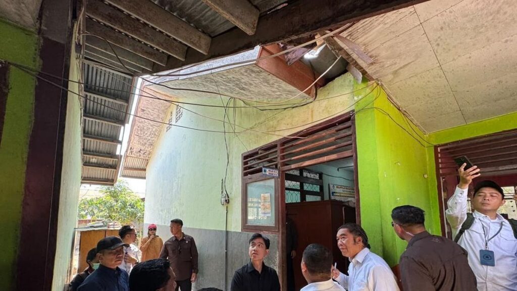 Wapres Gibran Tinjau Penanganan Bencana Gempa Bumi di NTT