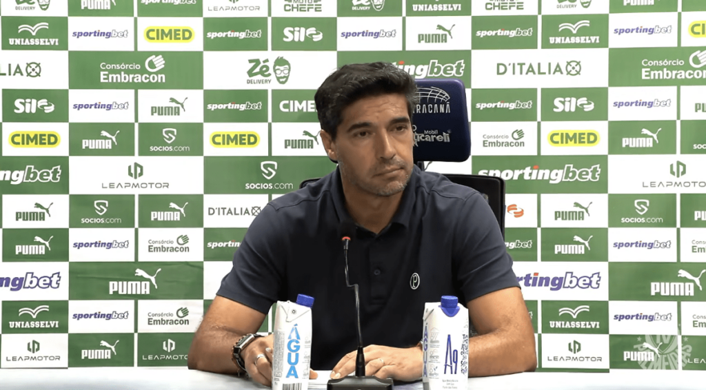 Abel Ferreira Tanggapi Kontroversi Handsball Saat Palmeiras Tumbang