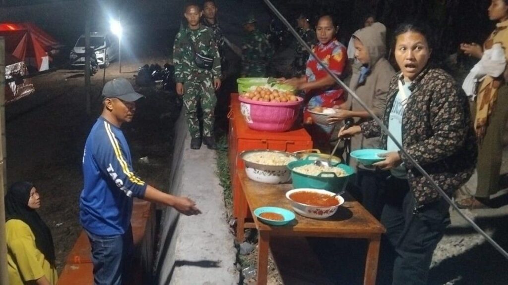 Kemensos Salurkan Bantuan Korban Gempa di Manggarai