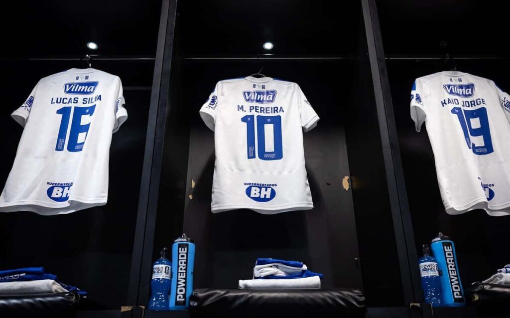 Artur Jorge Menyiapkan Skuad Cruzeiro Menjelang Laga Melawan Flamengo