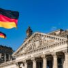 Pengadilan Jerman Bebaskan Pengunggah Konten Pembanding Israel dan Nazi