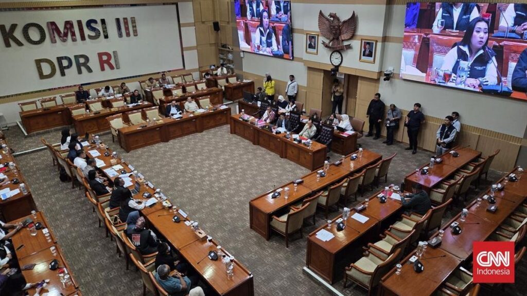 Komisi III menunda rapat konflik agraria setelah Kabareskrim mangkir