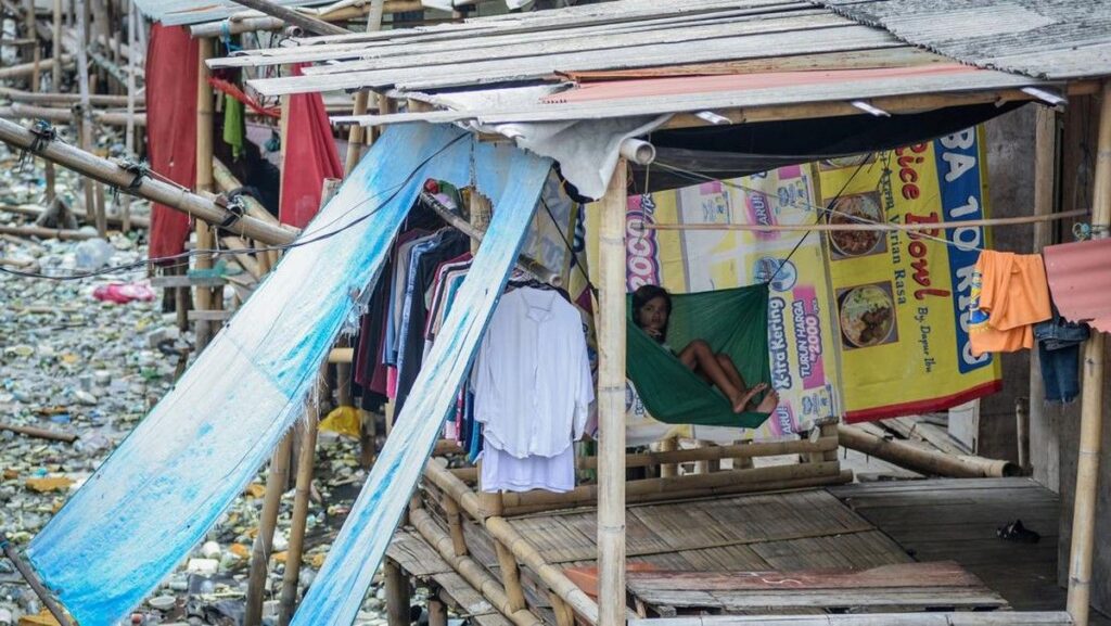 BPS Laporkan Pulau Jawa Punya Jumlah Penduduk Miskin Terbanyak di Indonesia