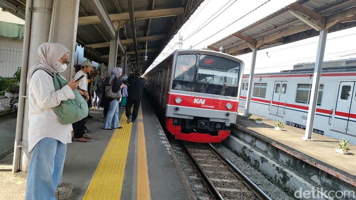 Perjalanan KRL Bogor Jakarta Kota Kembali Normal Usai Gangguan Sarana