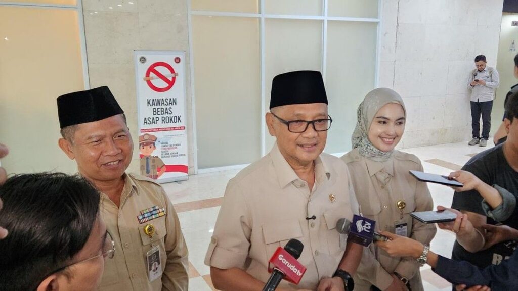 Kemenhaj Usul Kenaikan Biaya Haji 2027 Menjadi Rp 107 Juta