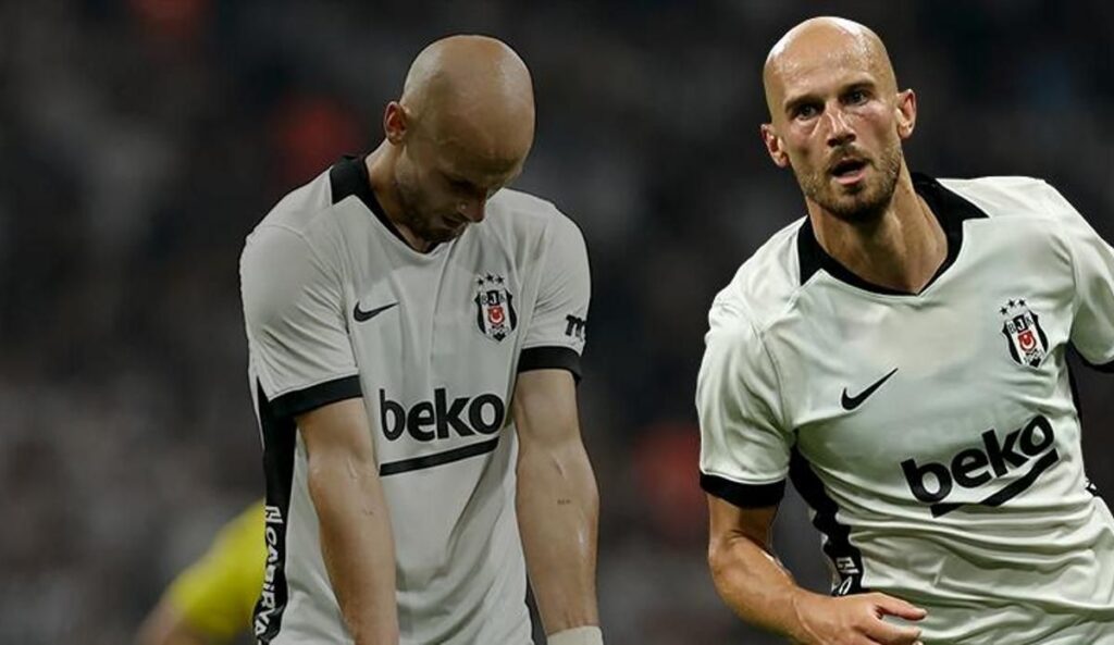 Besiktas Menang Atas Hradec Kralove dan Lolos ke Playoff Liga Europa