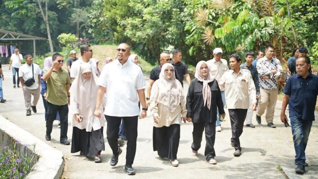Andre Rosiade Pantau Revitalisasi Sekolah Prabowo di Padang Panjang