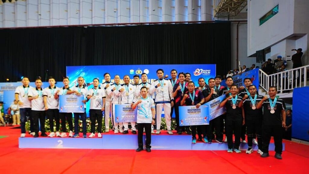 Kapolri Resmi Tutup Kejuaraan Bulutangkis Kapolri Cup 2026