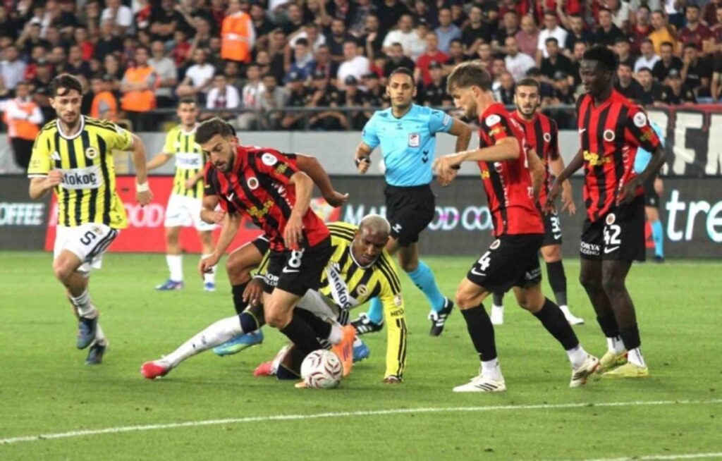 Gençlerbirliği Imbangi Fenerbahçe 1-1 pada Babak Pertama Liga Super Turki
