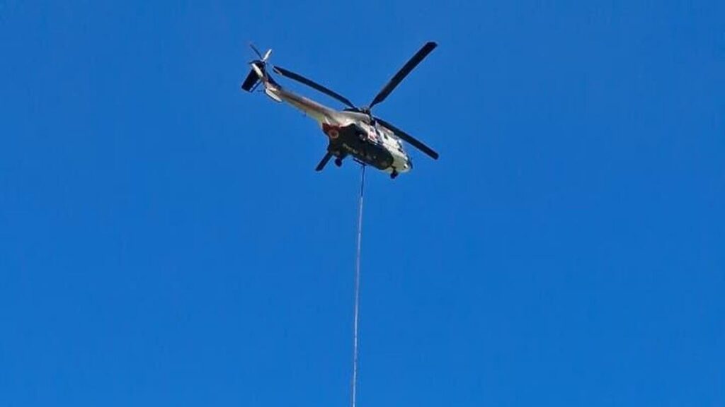 Kebakaran Bromo Meluas ke Pasuruan, Water Bombing Dikerahkan