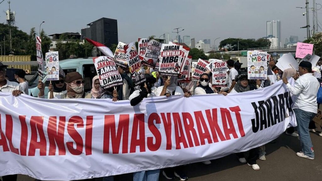Aliansi Masyarakat Jakarta Gelar Aksi Serukan Kondusivitas di DPR