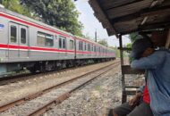 KRL Tabrak Warga hingga Tewas di Perlintasan Tebet