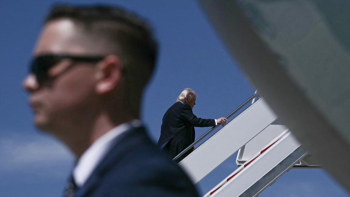 Trump Pindah Pesawat Rahasia di Turki Akibat Ancaman Iran