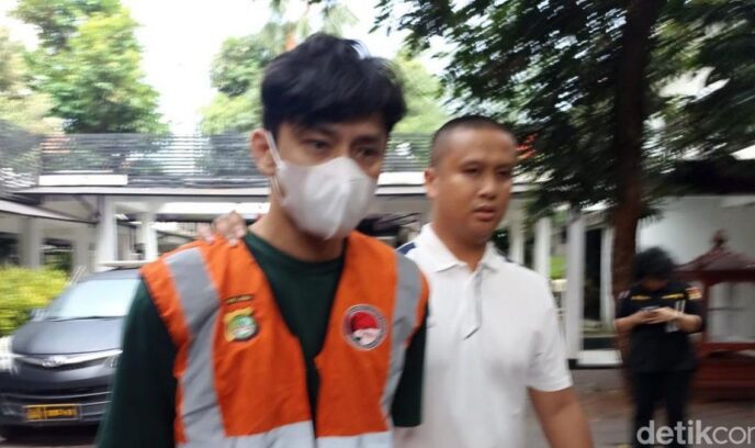 Polres Metro Jakarta Barat Tangkap Artis Revaldo Fifaldi Terkait Narkoba